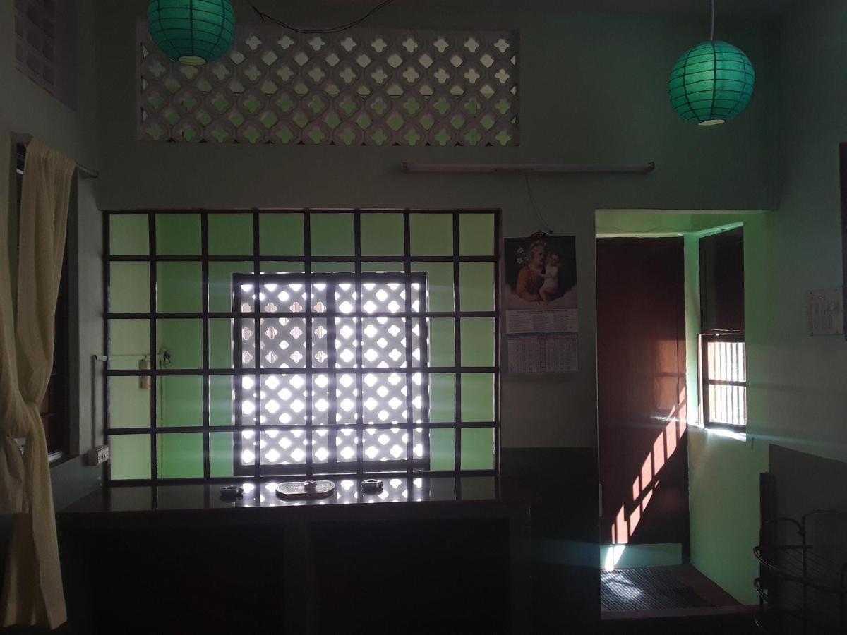 Elisa Home Stay Villa Pondicherry Eksteriør bilde